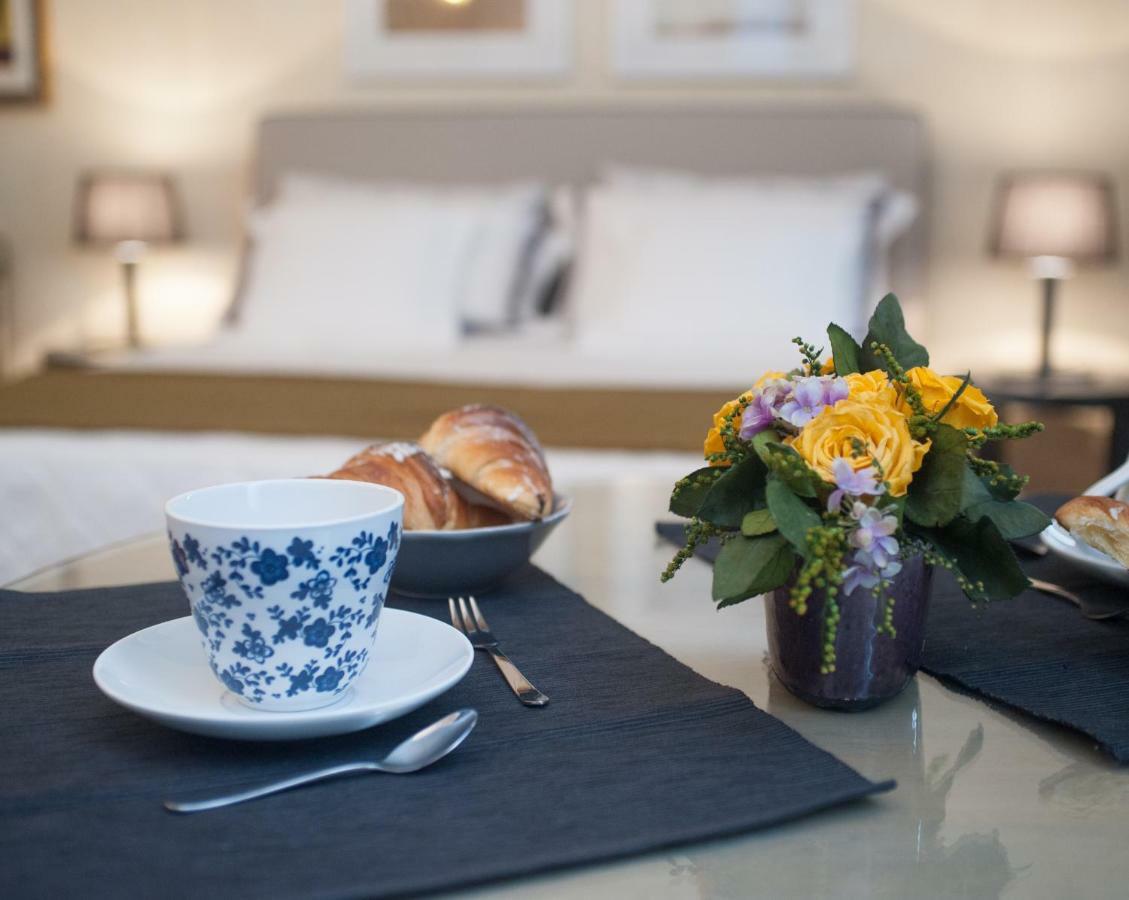Apartment Via Farina Rome