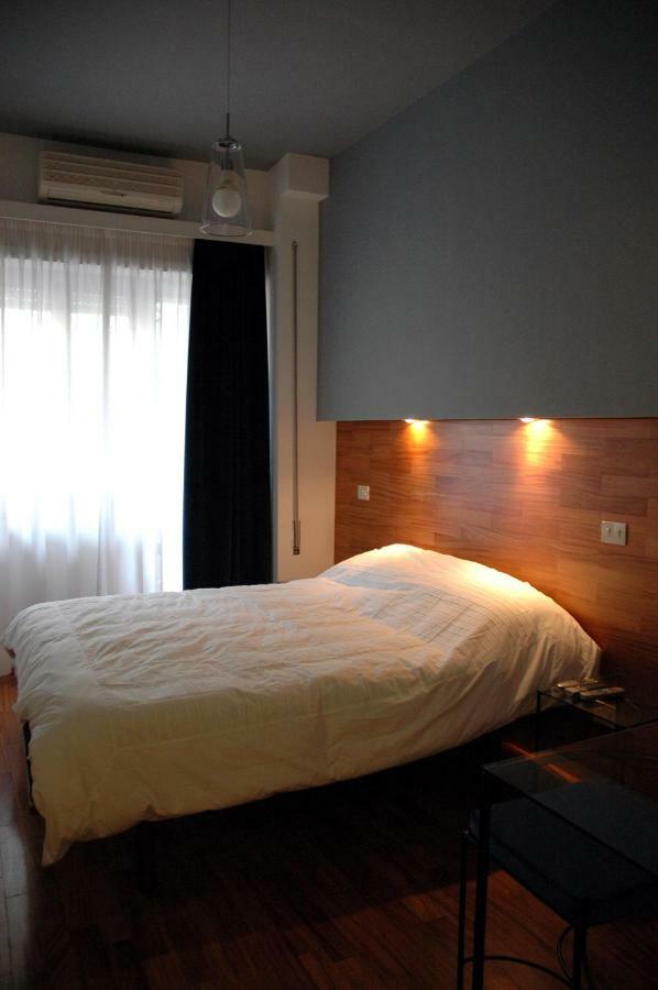 Guest house Bed And Business