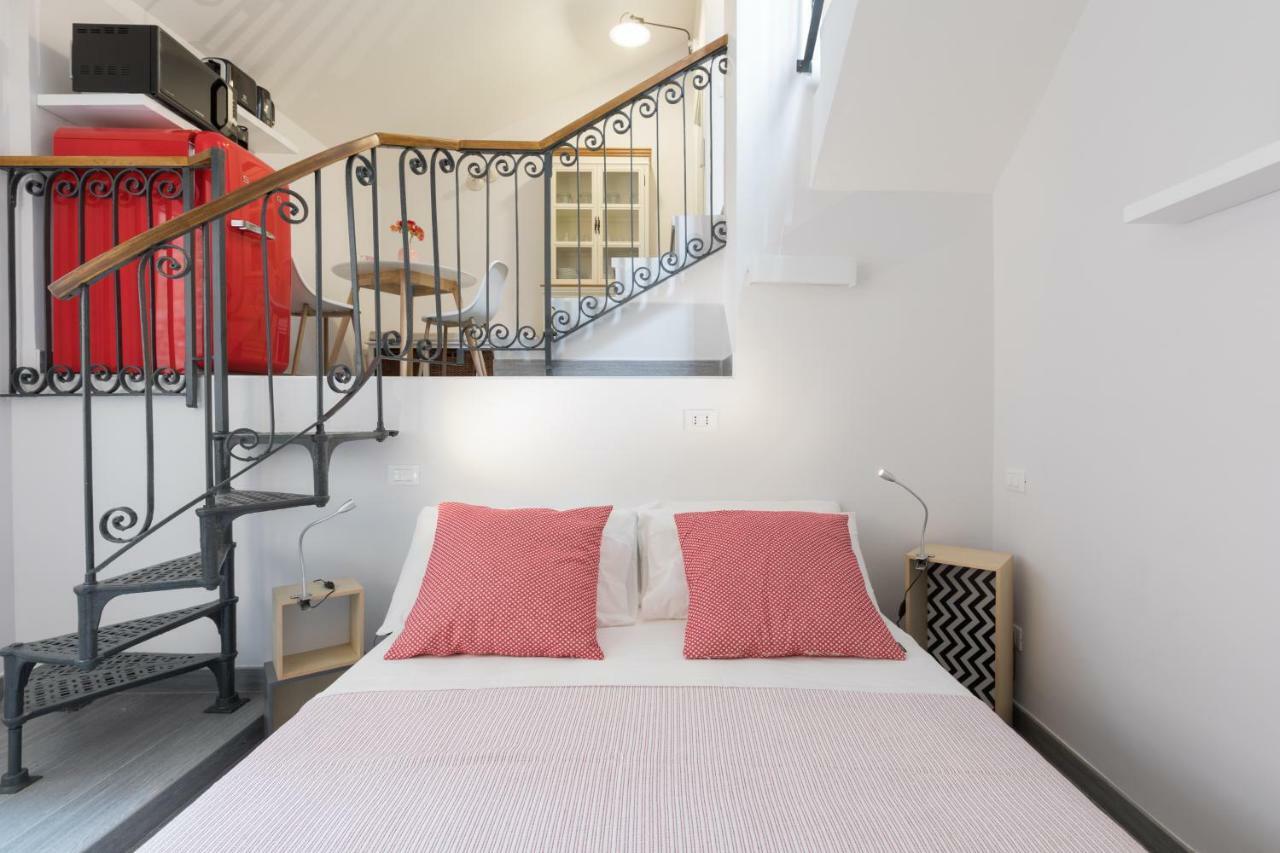 Quiet Pied A Terre With Terrace In Borgo Pio Apartment *