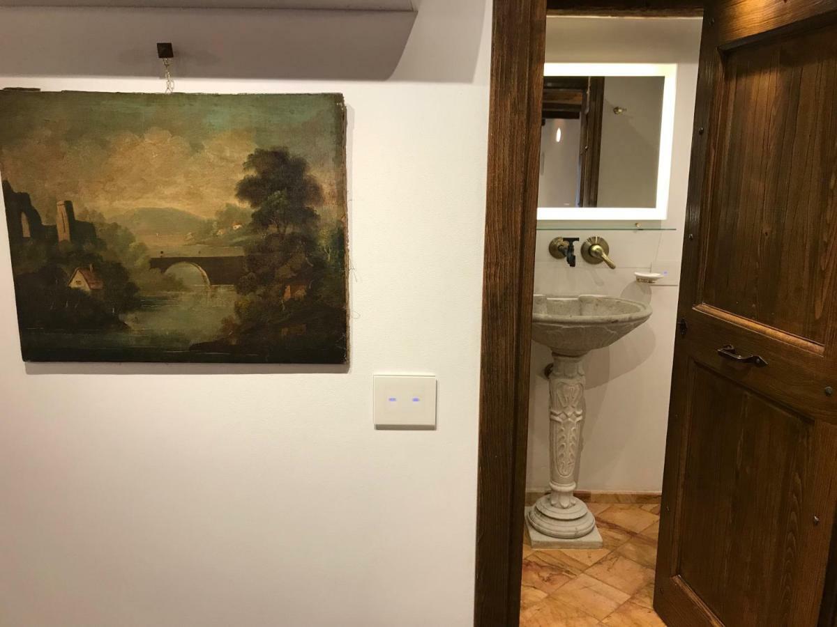 La Casa Dei Marmi * Rome