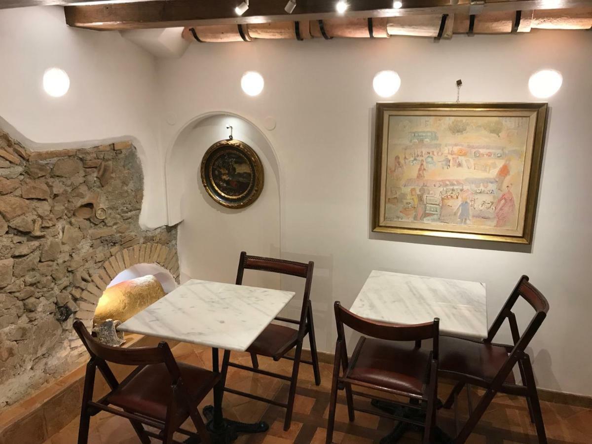 La Casa Dei Marmi Rome