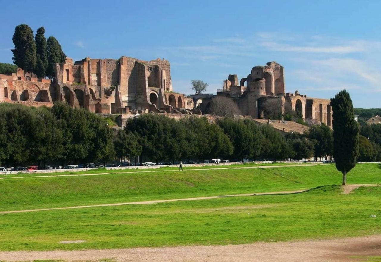 Lilli Home Holidays Rome