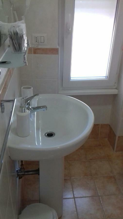 Isabel Guest house *