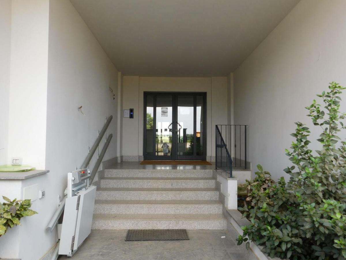 Silver Apartment