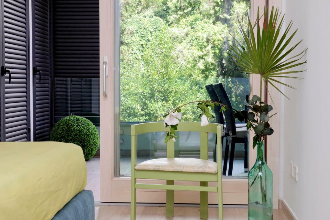 Appartamento Green Terraced Apartment. 3 Stops From Colosseum *