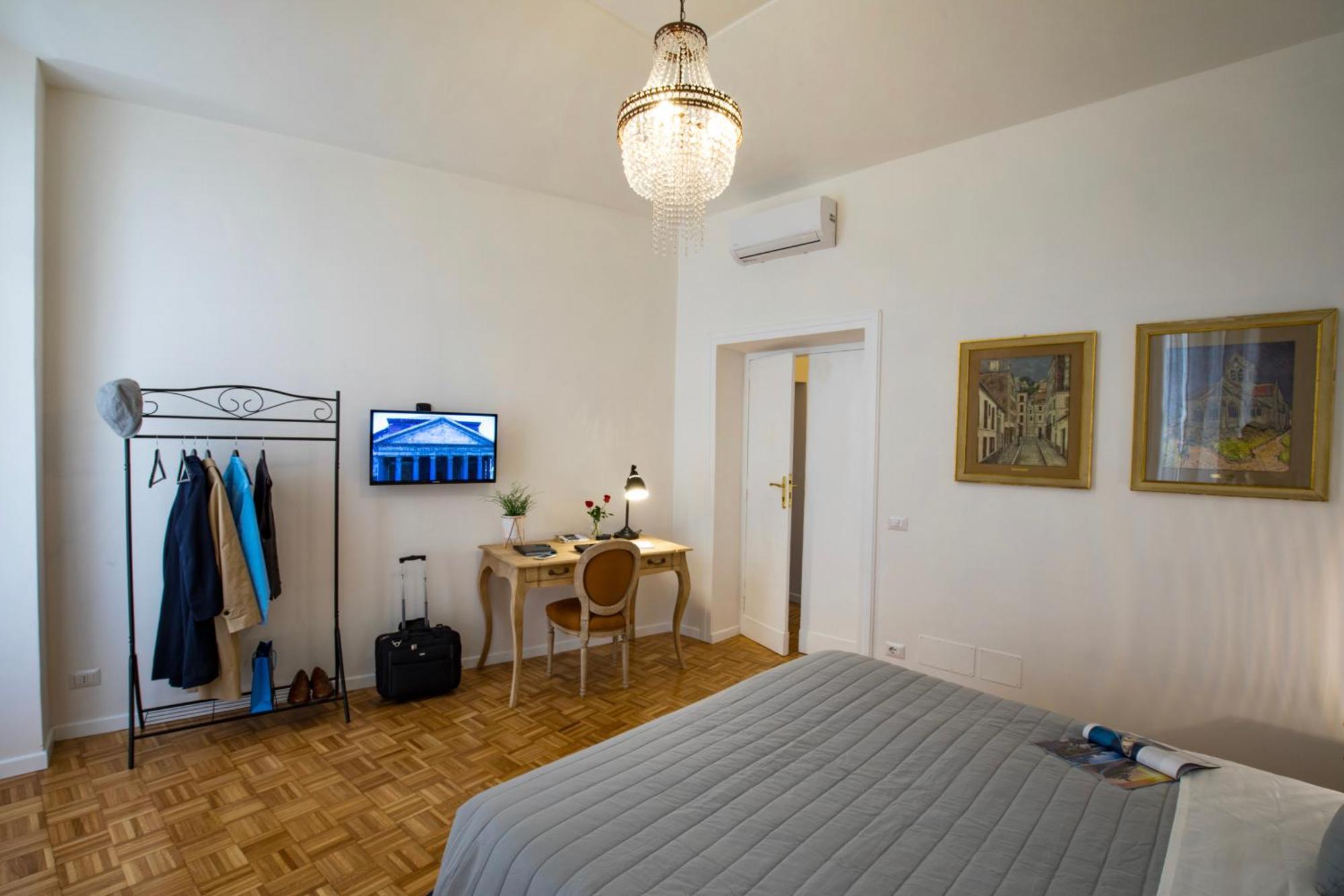 Apartment Your Secret Pantheon Rome