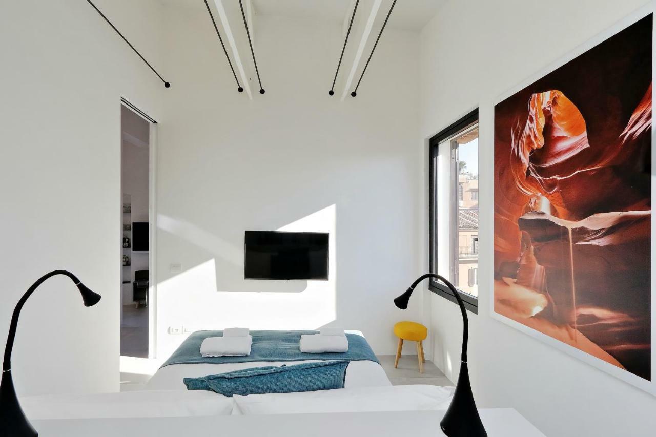Tiffany Deluxe Penthouse 30 Mt. From Piazza Di Spagna Rome