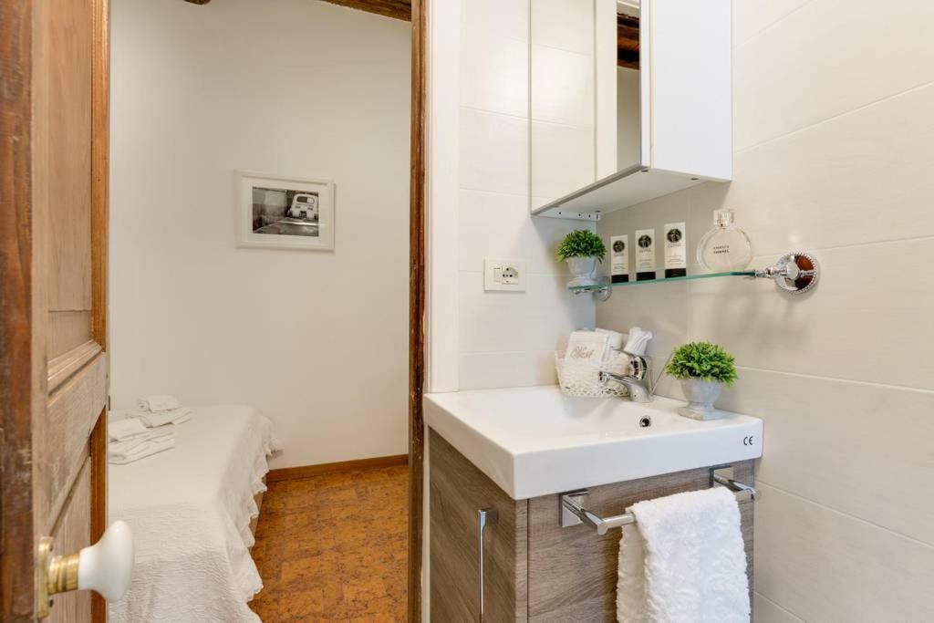 Appartement Arenula Luxury Rome