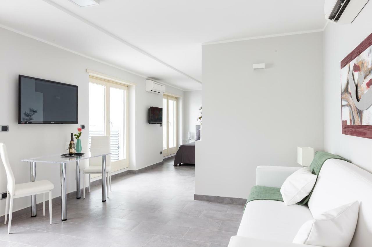 Penthouse 40 In Trastevere With Seasonally Jacuzzi