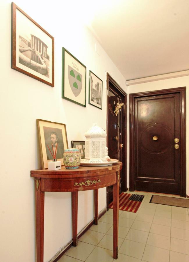 Center Fori Imperiali Raffy's Charming Appartement Rome