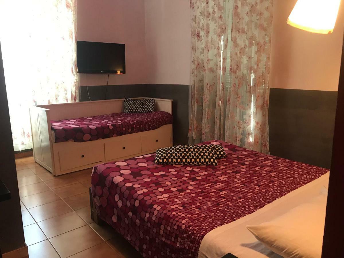 La Casa Di Elena Guest house