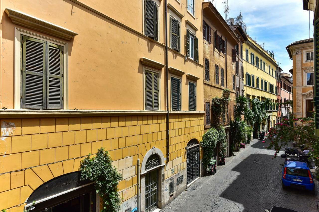 Trastevere Queen * Rome