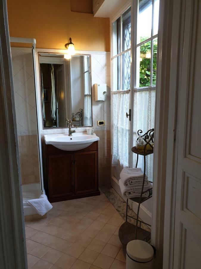 Couette-café Episcopo Lipinsky Luxury Rome