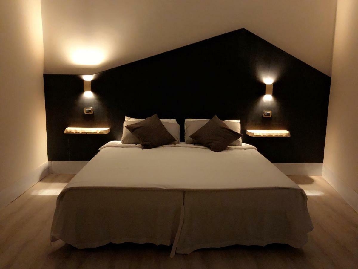 Paris Hotel Rome