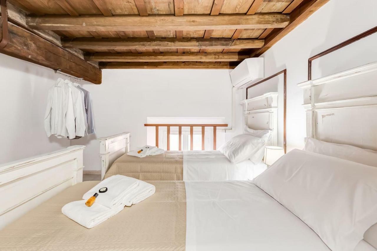 Loveromeapartments Pantheon, Navona Square Appartement *