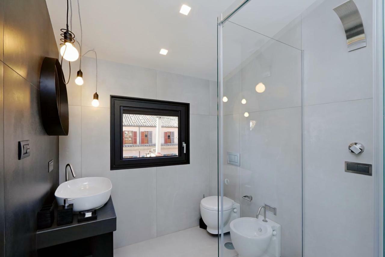 Apartment Tiffany Deluxe Penthouse 30 Mt. From Piazza Di Spagna Rome