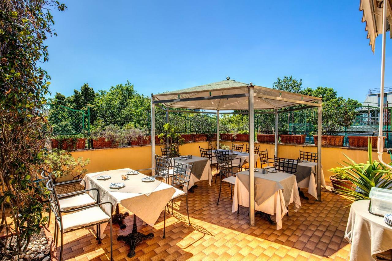 Comfort Astoria Palace Couette-café 3*