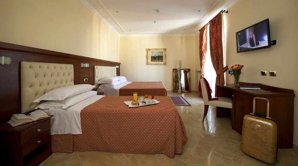 Esposizione Palace 2*