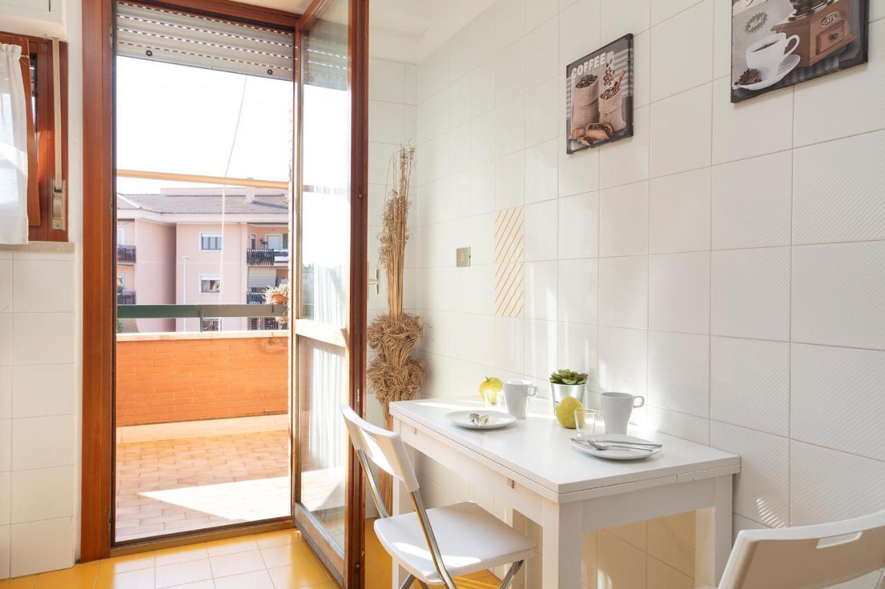 Apartment Anagnino White *