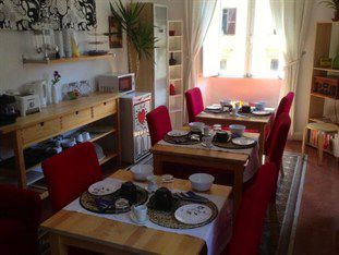 Suri Bed & Breakfast 2*