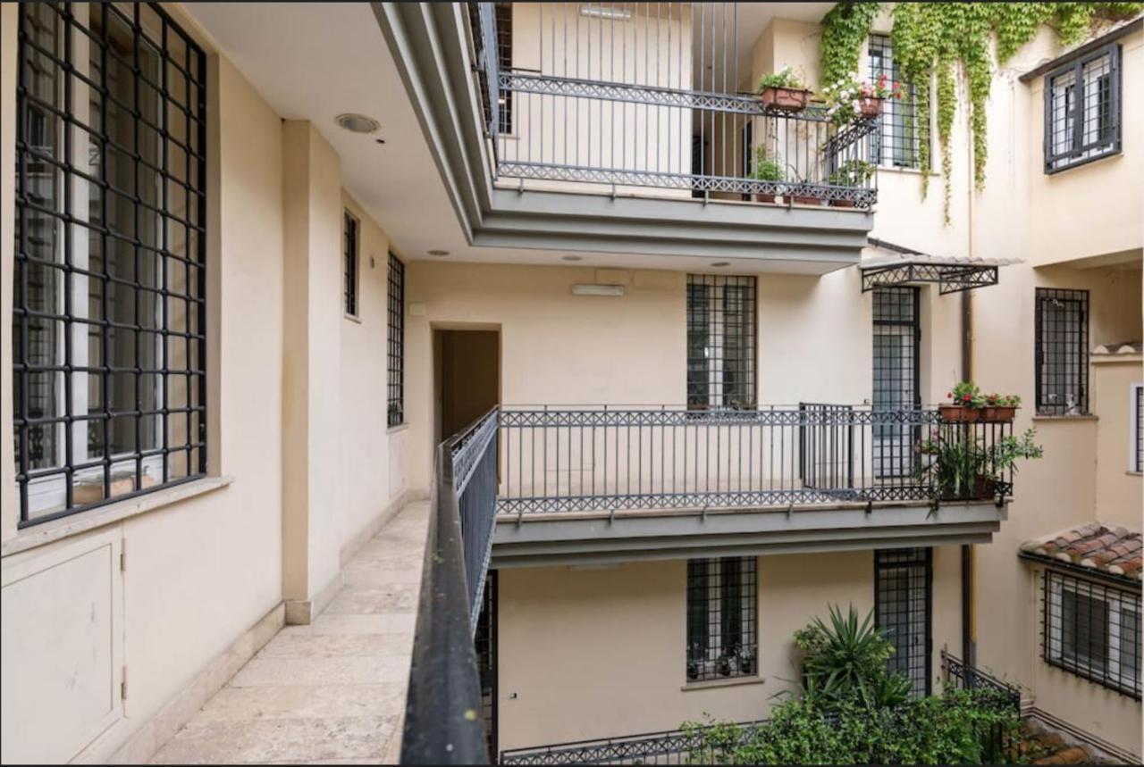 Colosseum Apartment