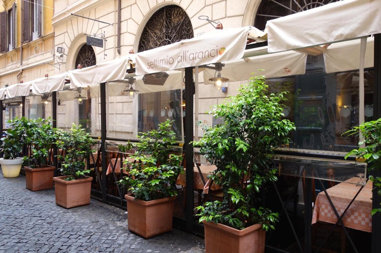 Apartment Borghese 42 *