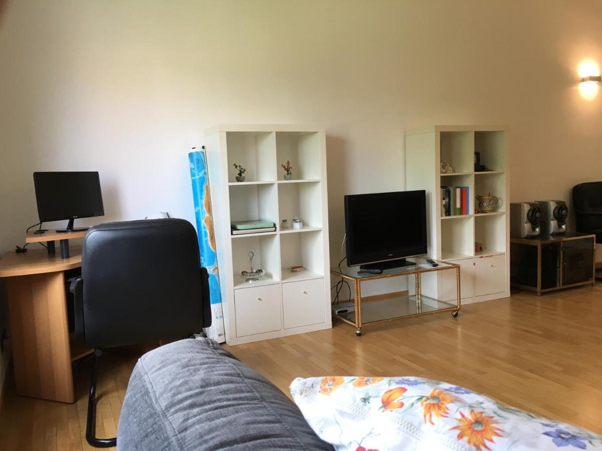 Applecat Guest house *