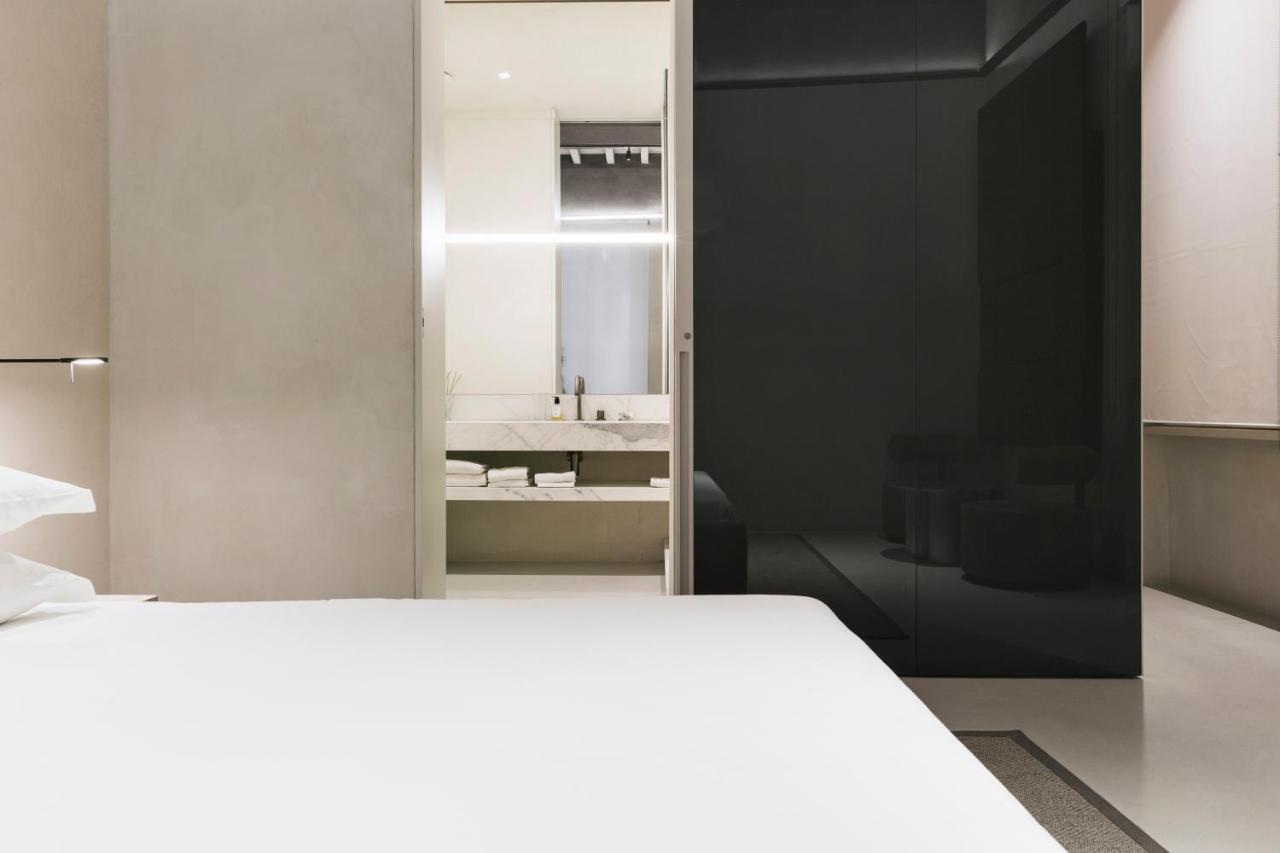 Hotel Scenario