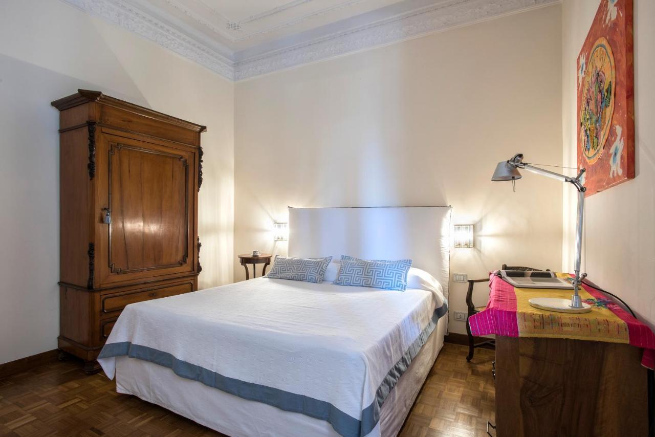 Flat Two * Rome