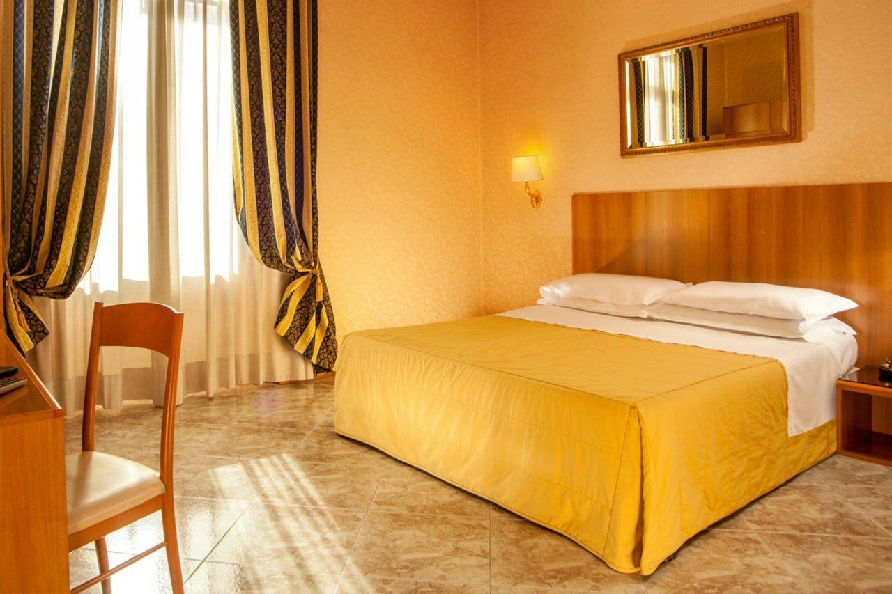 Hotel Vatican Amorim
