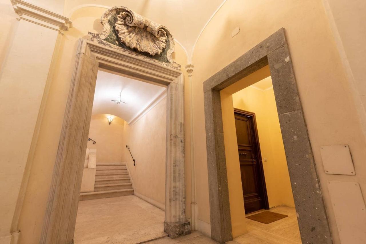 Palazzo Pamphili Lecca Di Guevara *