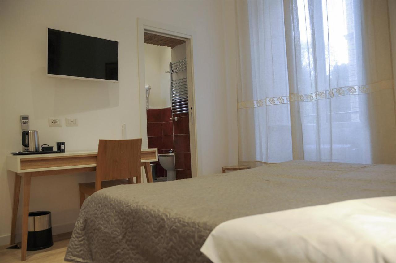 Vespahouse Rome