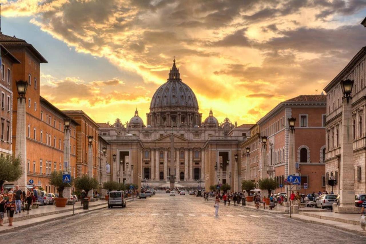 Saint Peter House Germanico * Rome