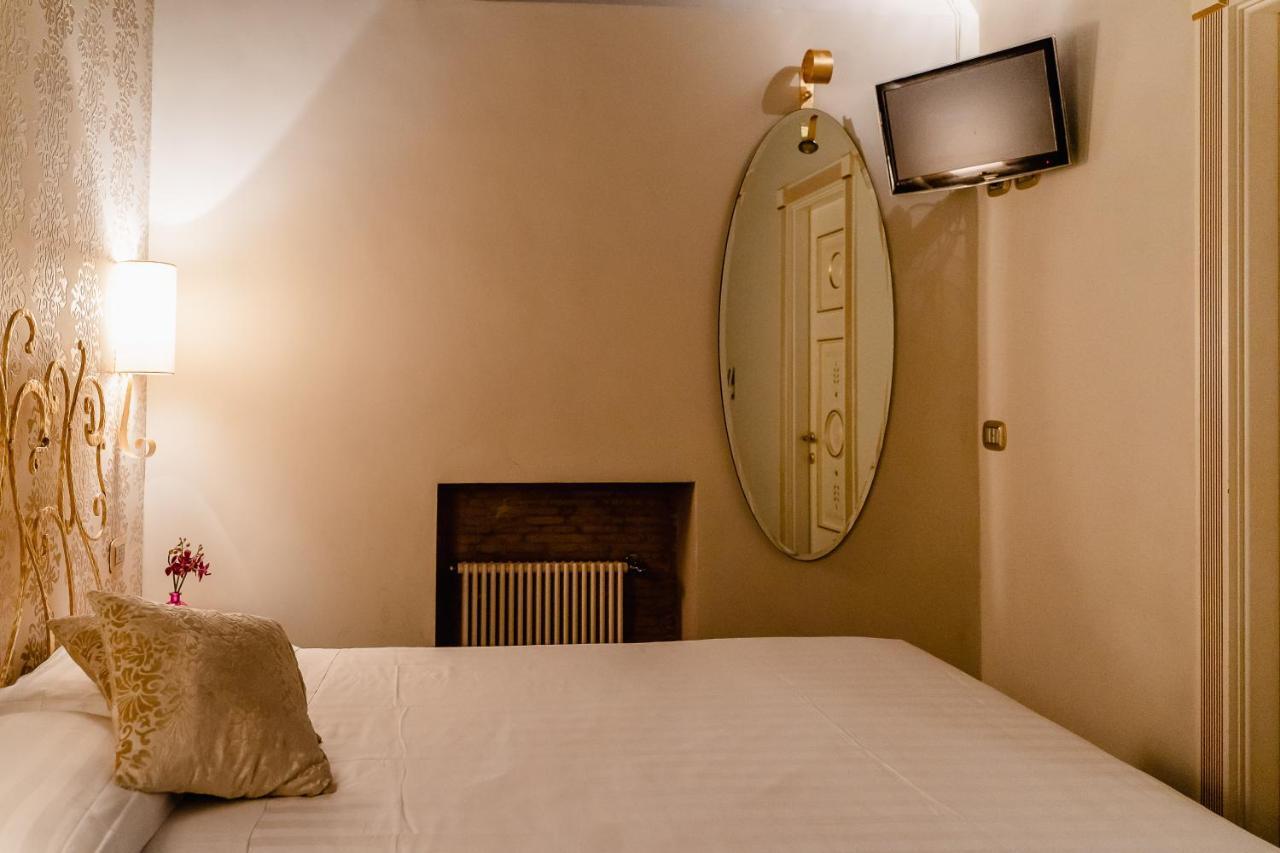 Del Sole-roma Piazza Di Spagna Ripetta Guest house