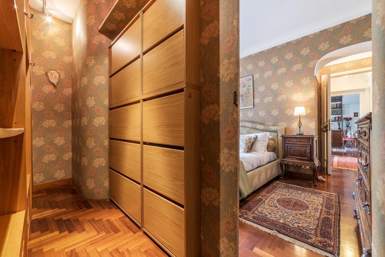 Apartment Quiet And Classic On Two Floors, By Trevi Fountain - Fromhometorome Rome
