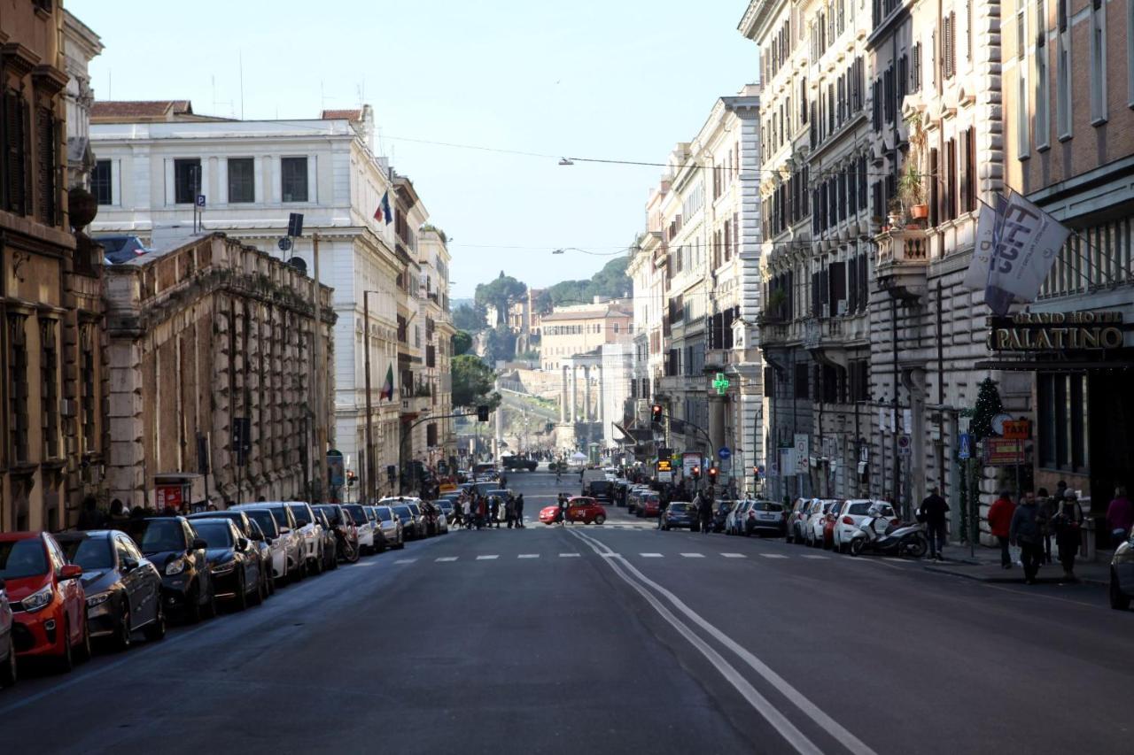 Coolhouse At Colosseo Apartment Rome