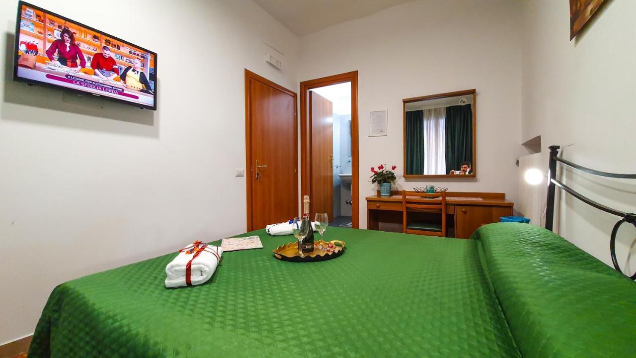A Casa Simpatia - A Richiesta Parcheggio Gratuito ! Rome