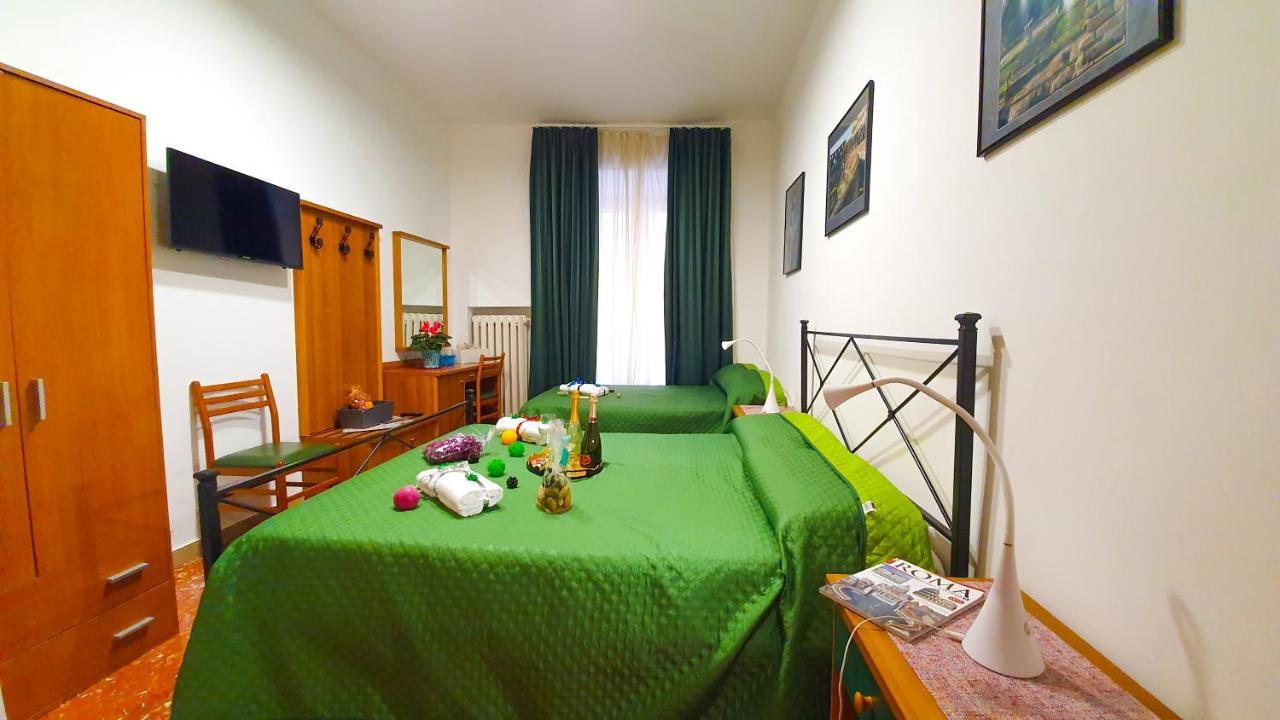 Gasthuis A Casa Simpatia - A Richiesta Parcheggio Gratuito !