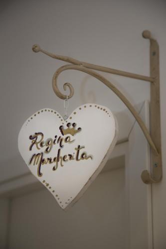 La Piazzetta Delle Regine