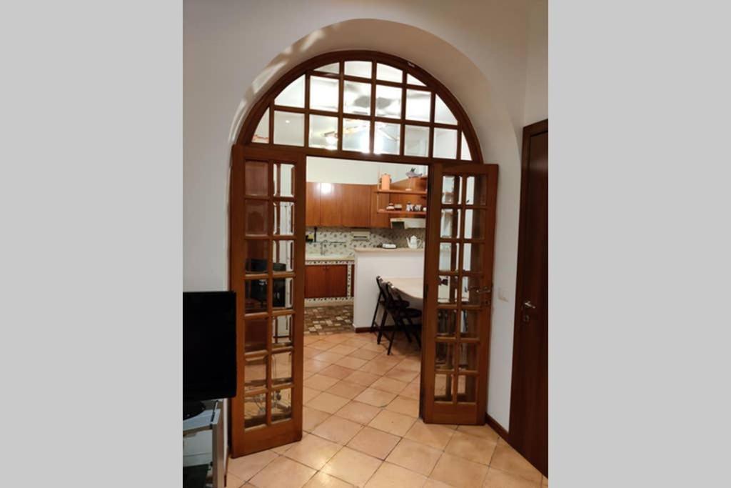 Lanza Tomasi - Centre * Rome
