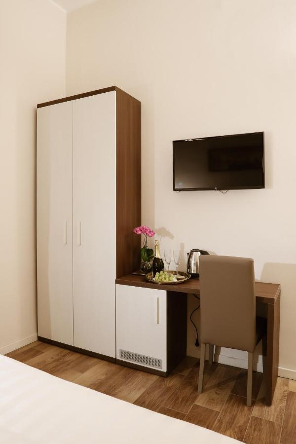 Elegant Couette-café Rome