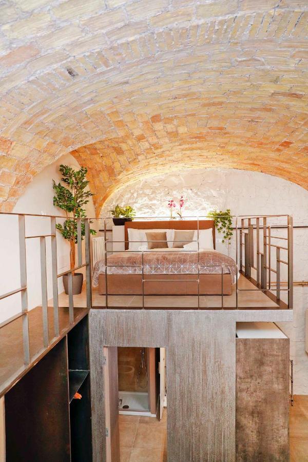 Post Industrial Loft Trastevere - Collection Apartment