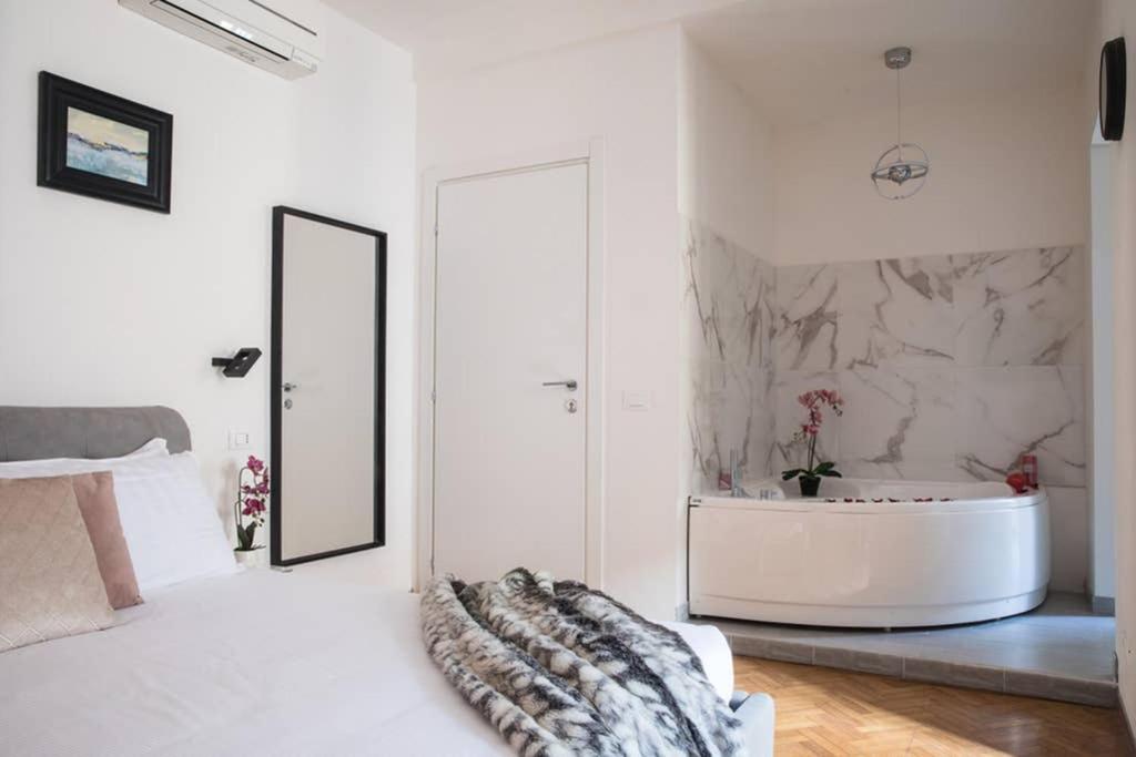 Apartment Pink Intimate Jacuzzi Trastevere - Collection Rome