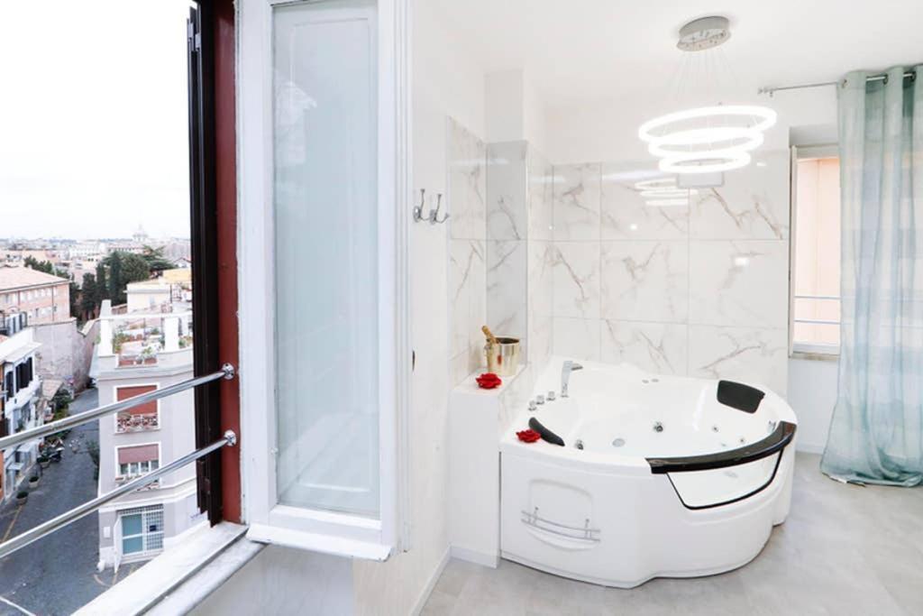Apartment White Panoramic Jacuzzi Trastevere - Collection *