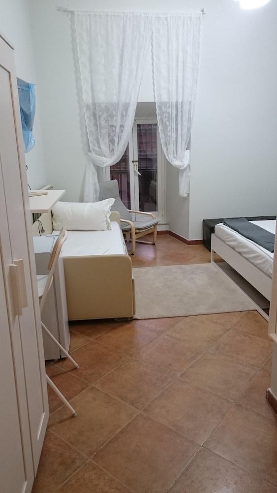 Martini Guest house