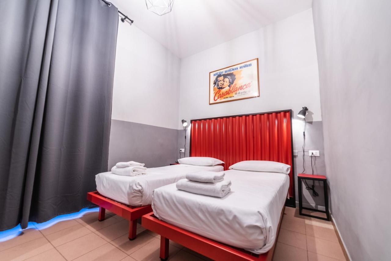 Yellowsquare Hostel