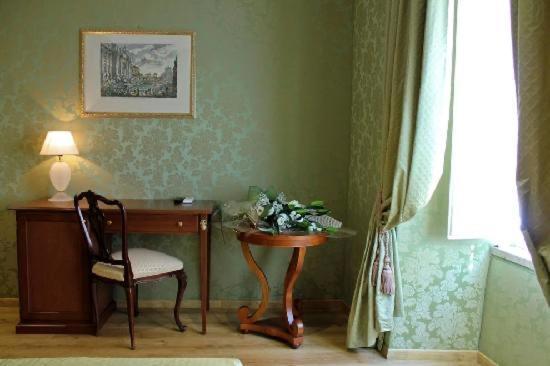 Trevi Qq Bed & Breakfast